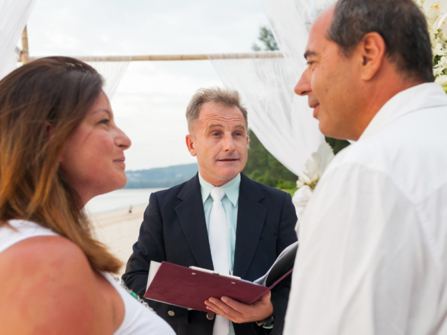 Beach marriage celebrant phuket (6)
