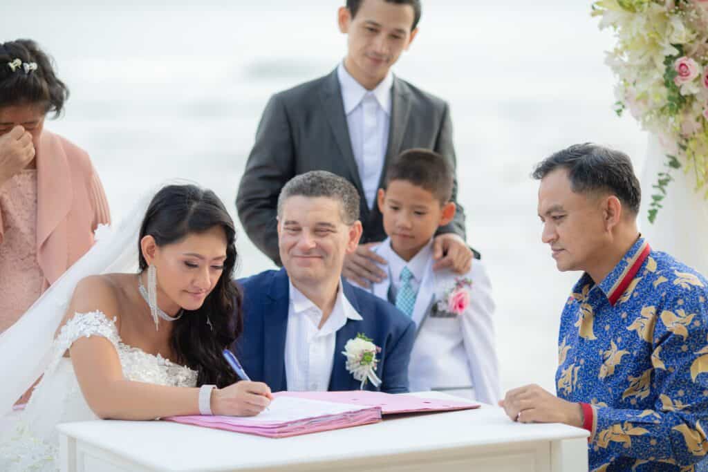 legal-wedding-hero
